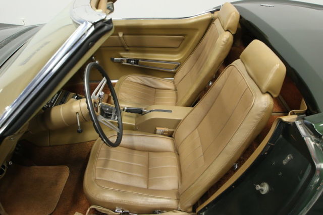 70k act miles, #'s match l68 tri-power 427/400 hp, 4spd, fact colors, both tops!