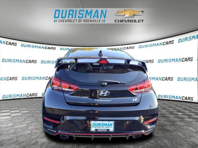 2022 hyundai veloster n base