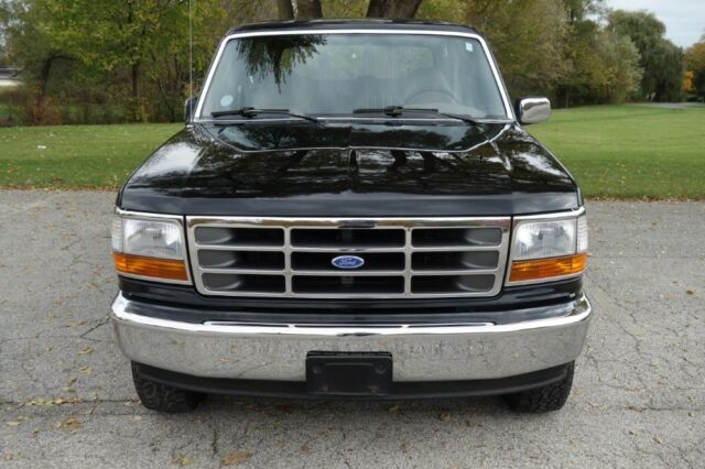 1993 ford bronco, black with 123,000 miles available now!
