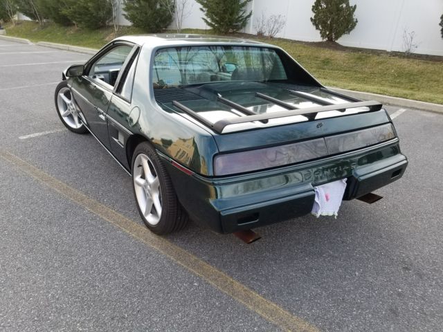 pontiac fiero v8
