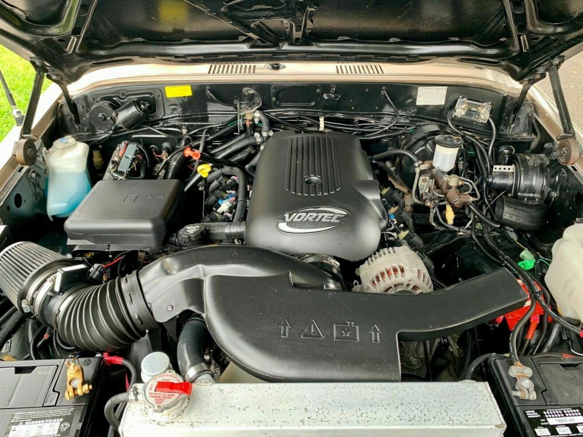 5.3l ls swap! restored land cruiser!