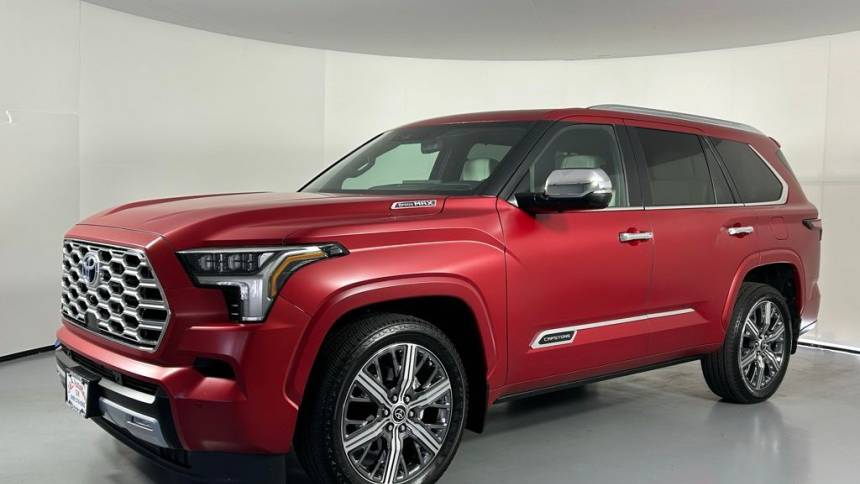 2023 toyota sequoia capstone