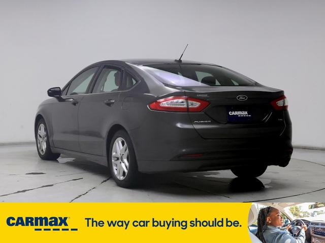 2016 ford fusion se