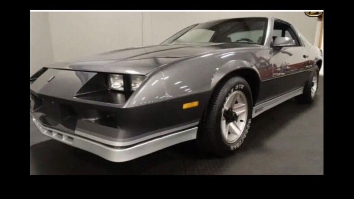 1982 chevrolet camaro coupe grey rwd automatic z28