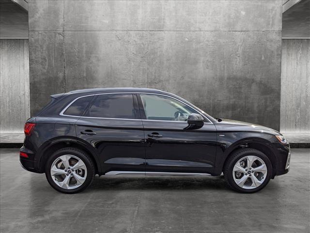 2022 audi q5 45 s line prestige
