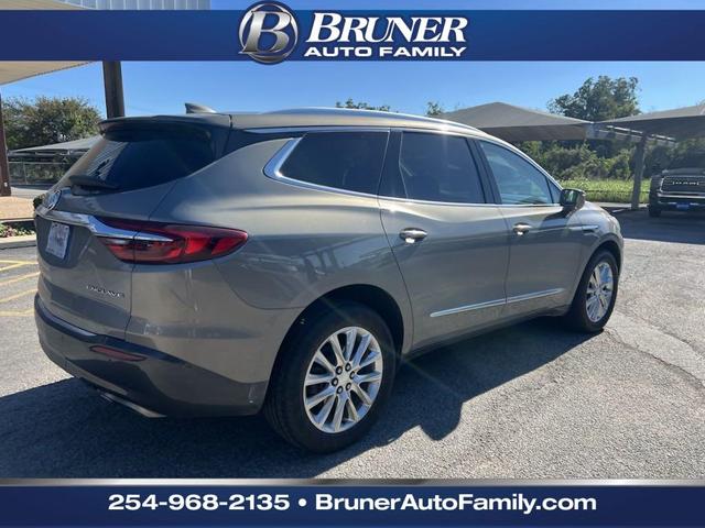 2018 buick enclave premium