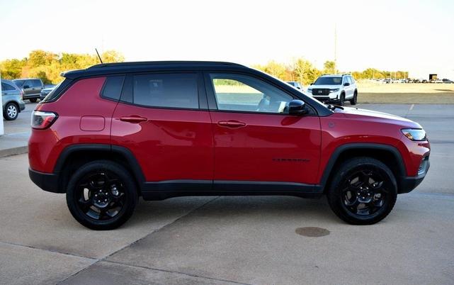 2023 jeep compass trailhawk