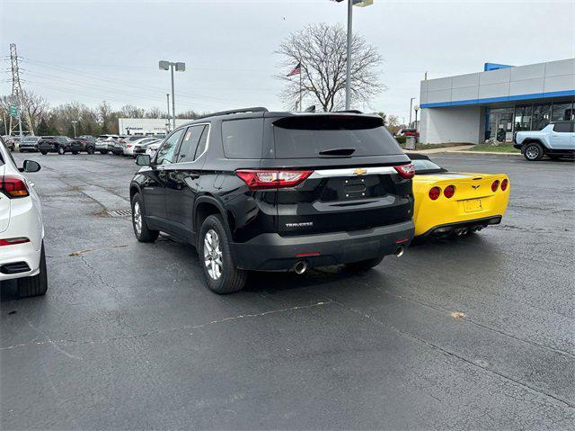 2021 chevrolet traverse lt cloth