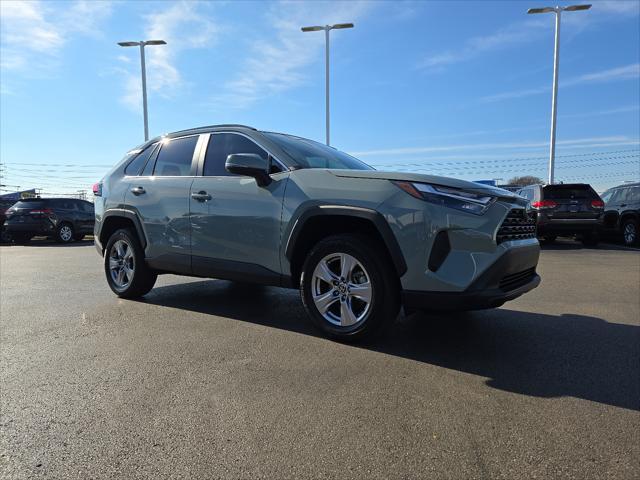 2023 toyota rav4 xle