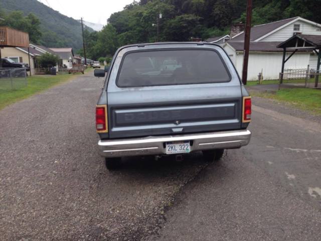 1987 dodge ramcharger 4x4 318 automatic parts project mud truck suv restorable