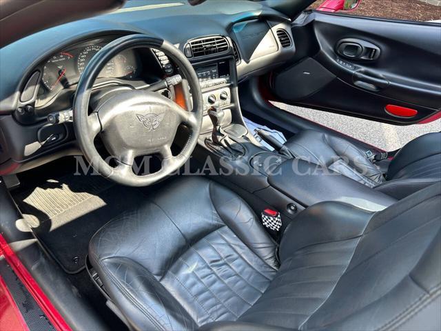 2001 chevrolet corvette base