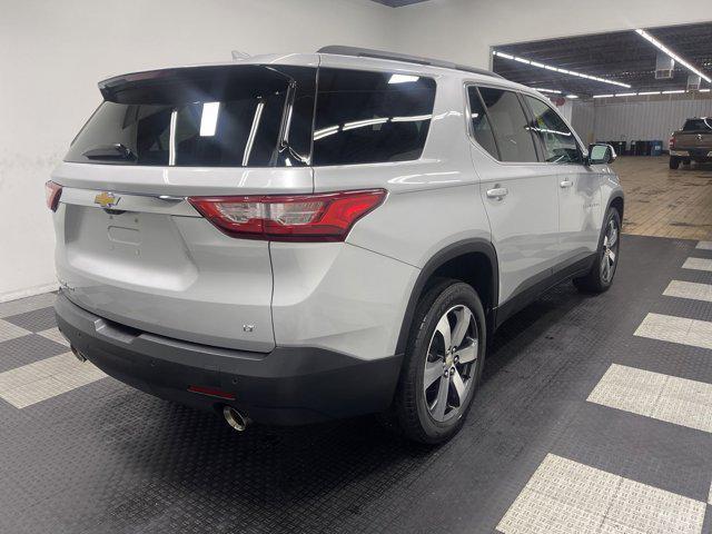2020 chevrolet traverse lt leather