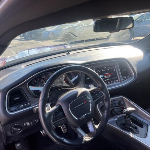 2019 dodge challenger gt