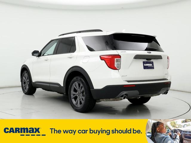 2022 ford explorer xlt