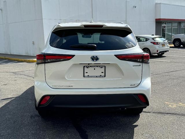 2021 toyota highlander hybrid xle