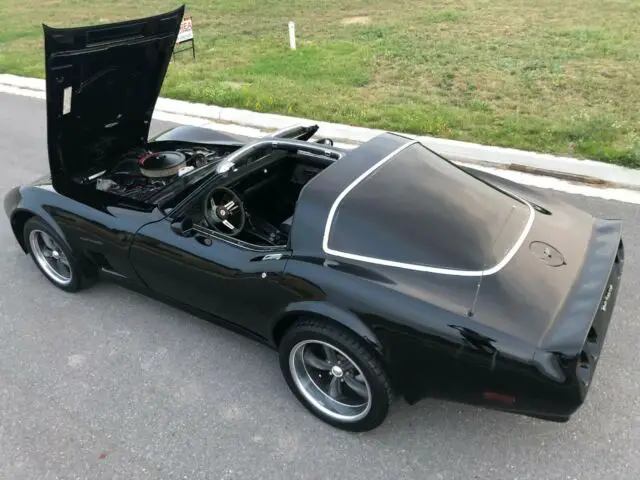 1982 corvette,stingray,mustang,57chevy,camaro,chevelle,barnfind,gto,c3,c7,f100