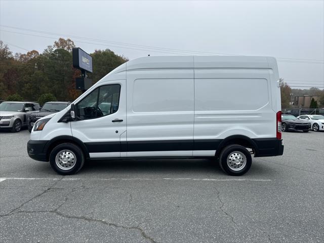 2022 ford transit-350 base