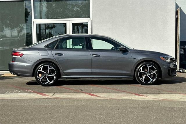 2021 volkswagen passat 2.0t r-line