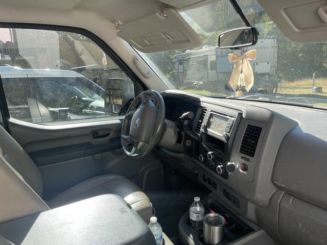 2019 nissan nv passenger nv3500 hd sl v8