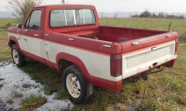 1983 ford ranger xl 4x4 compact pickup truck - red / white, 4 speed, 2.8l v6