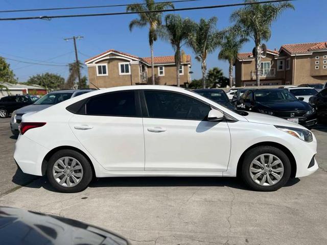 2018 hyundai accent se