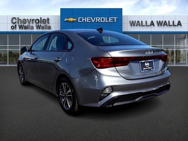 2022 kia forte lxs