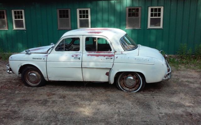 1964 renault dauphine car