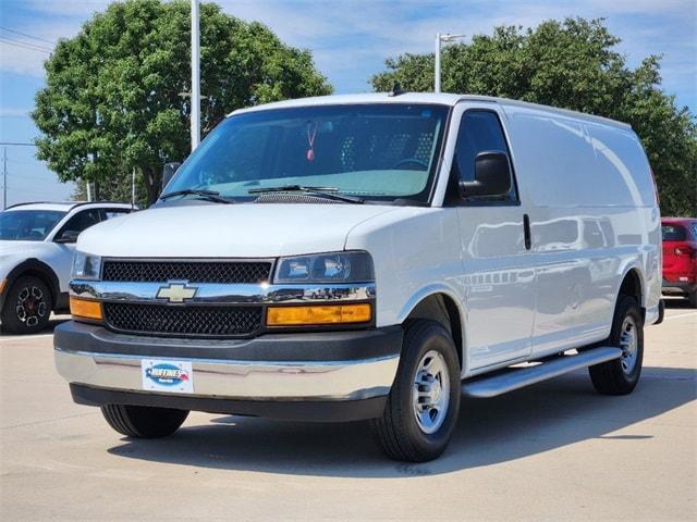2022 chevrolet express 2500 work van
