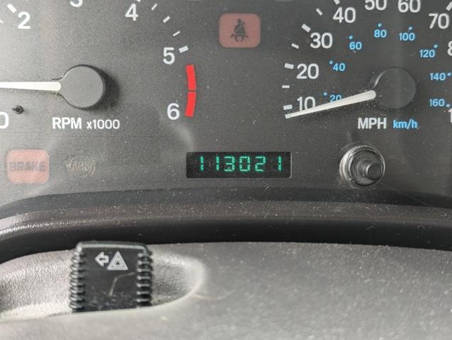 2000 jeep wrangler sport