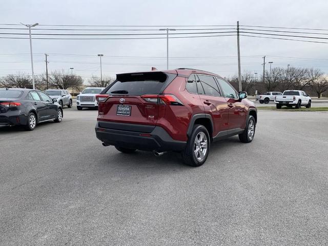 2023 toyota rav4 xle