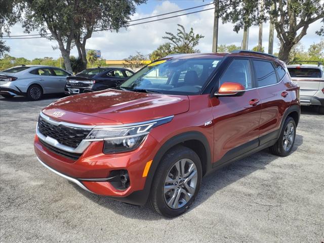 2023 kia seltos s