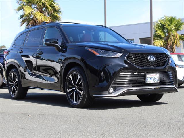 2021 toyota highlander xse