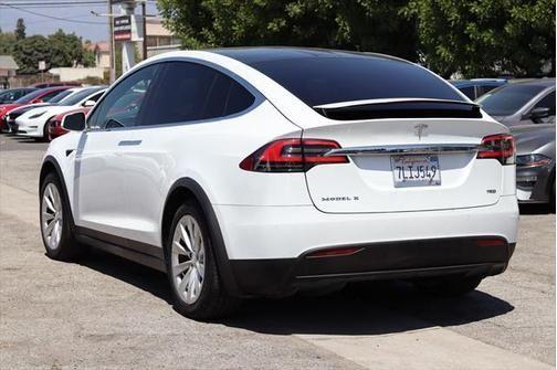2018 tesla model x