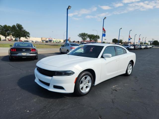 2022 dodge charger sxt