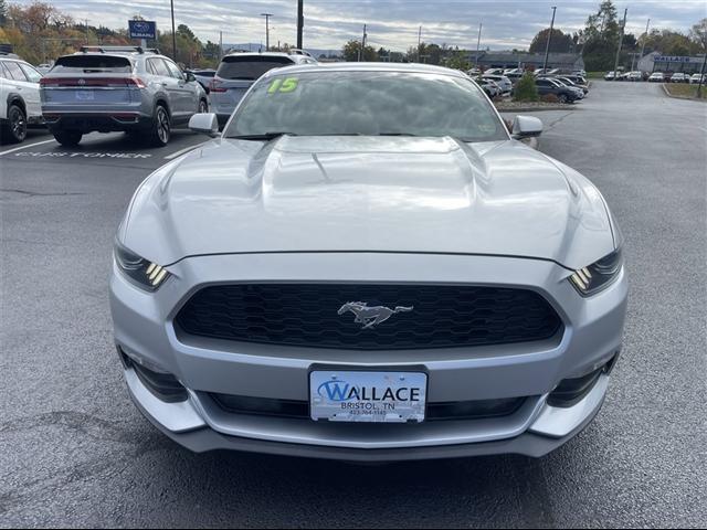 2015 ford mustang v6