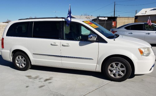 2012 chrysler town country touring-l for sale in california
