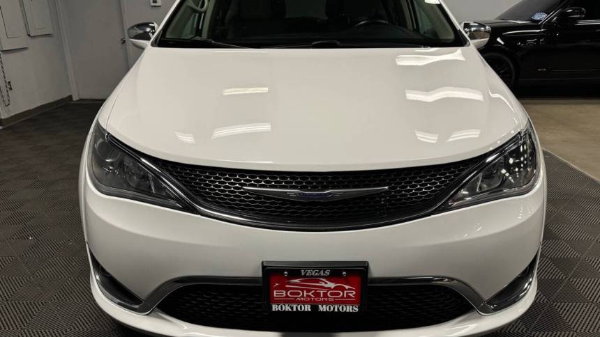 2020 chrysler pacifica limited