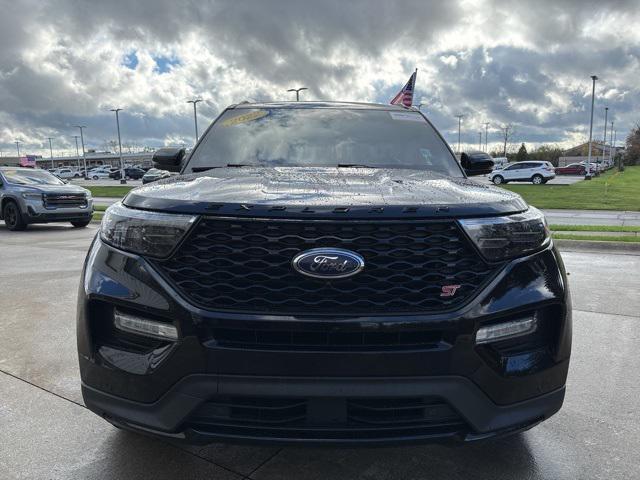2022 ford explorer st
