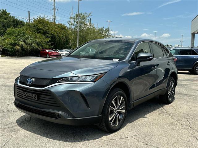 2021 toyota venza le