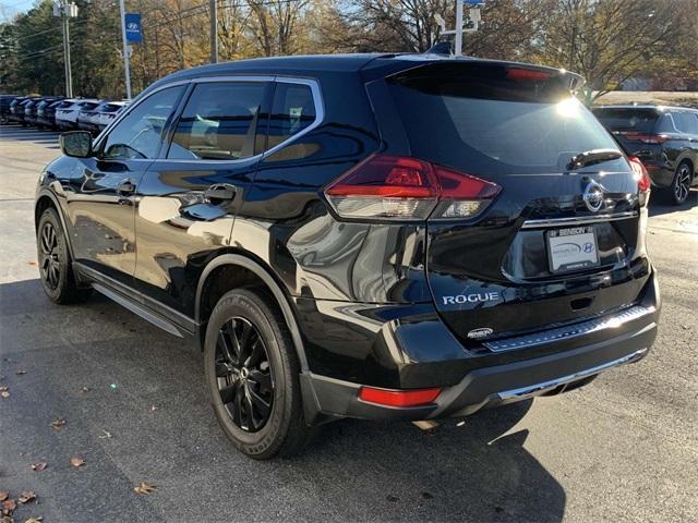 2019 nissan rogue s