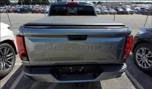 2023 chevrolet colorado lt