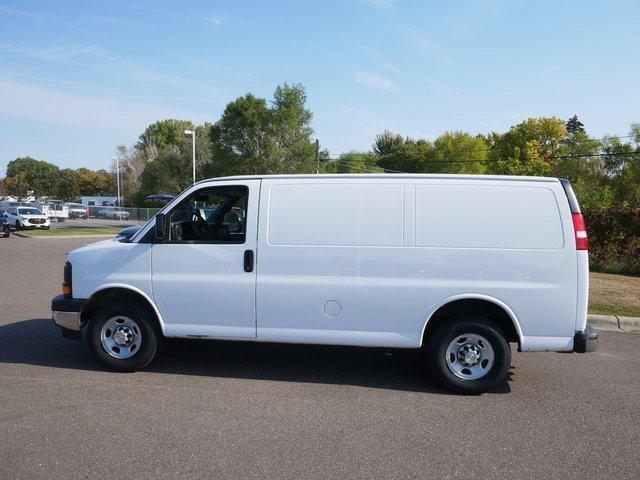 2017 chevrolet express 2500 work van