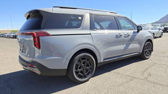 2025 Kia Carnival