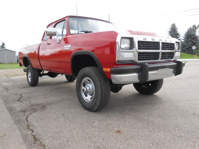 1992 dodge ram cummins 4x4 5-speed