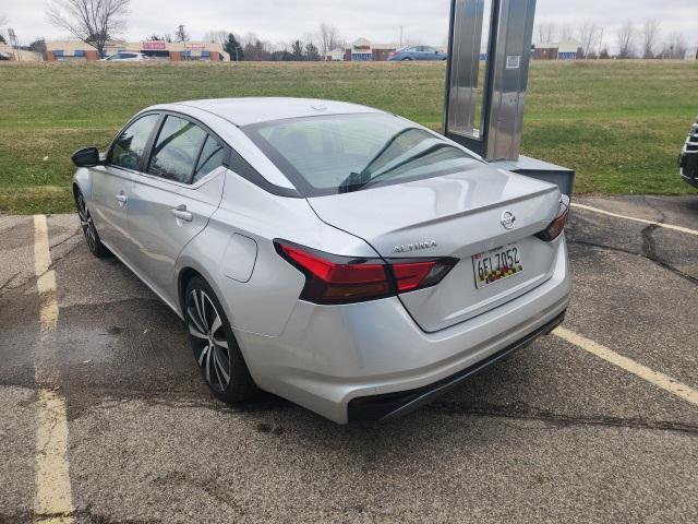 2022 nissan altima sr fwd
