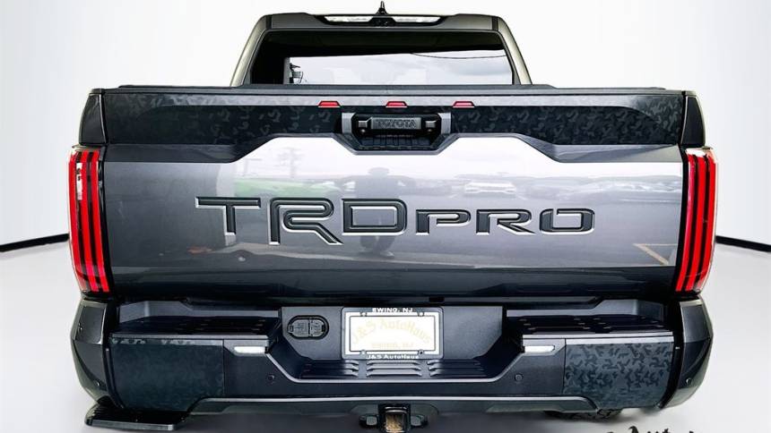 2023 toyota tundra trd pro hv