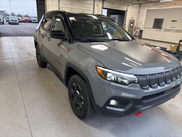 2022 jeep compass trailhawk
