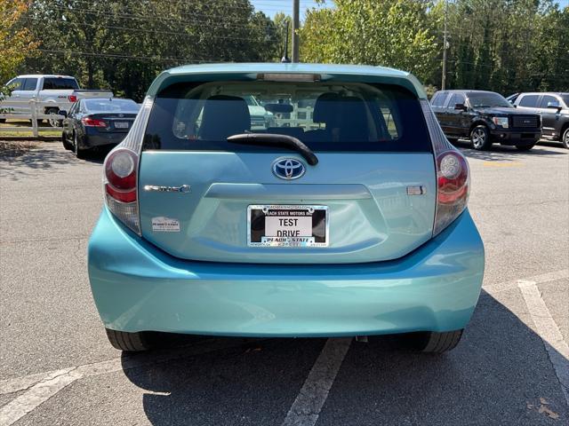 2014 toyota prius c two