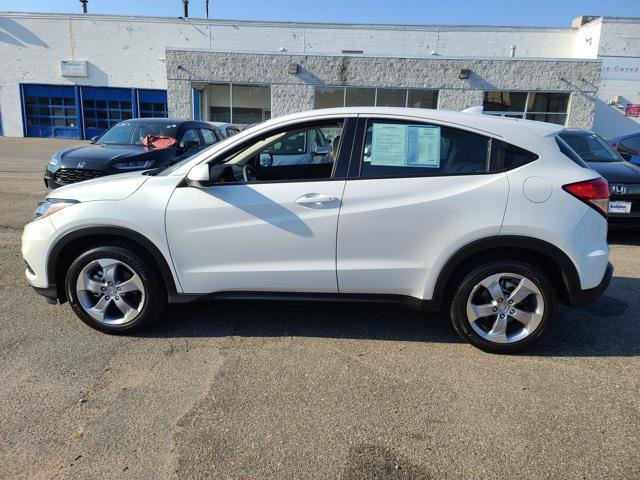 2022 honda hr-v lx