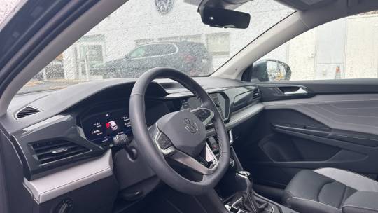 2024 Volkswagen Taos